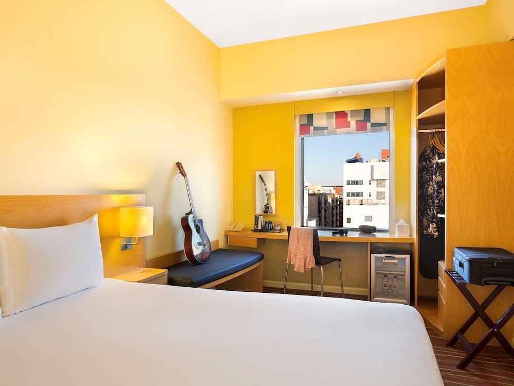 ibis Dubai Al Rigga — 29