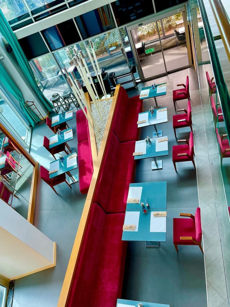 Doubletree by Hilton Istanbul Moda — 20