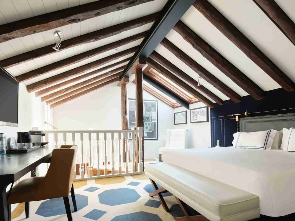 Only YOU Boutique Hotel — 29