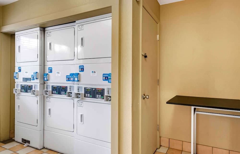 Extended Stay America Select Suites Tampa North Aeroporto — 25