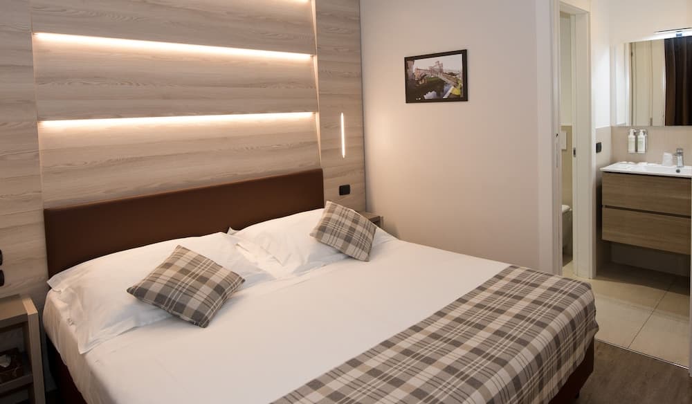 Duomo Hotel & Apartments — 9