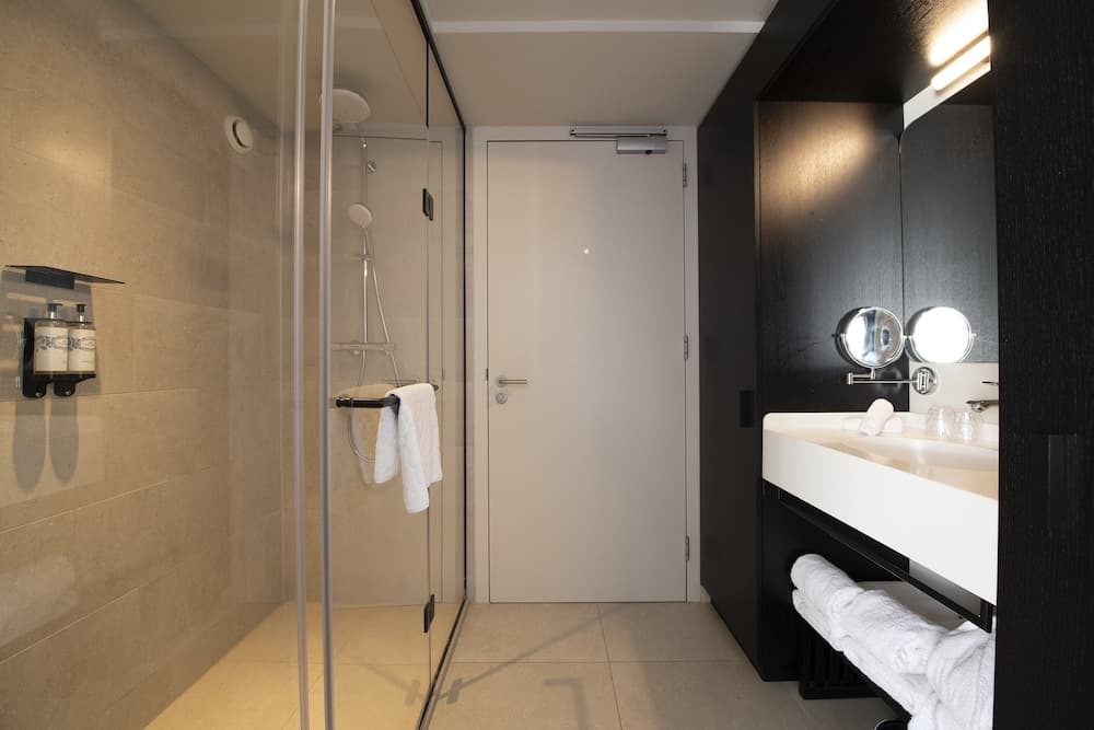 Pestana Amsterdam Flussufer — 17