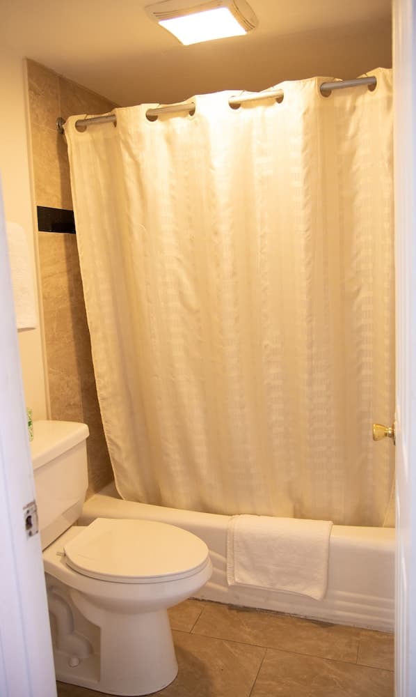 Starlight Inn La Brea — 4