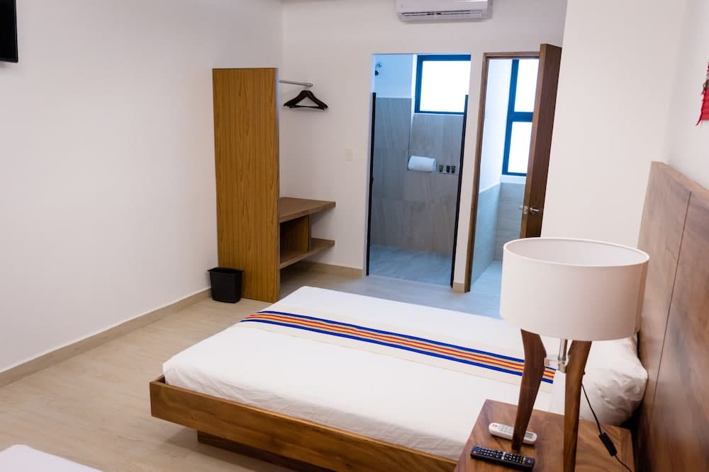 Nomads Party Hotel & Hostal — 19