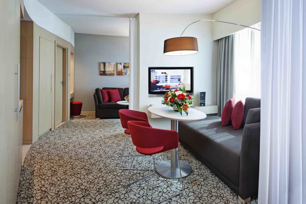 Novotel Suites Mall Avenue Dubai — 12
