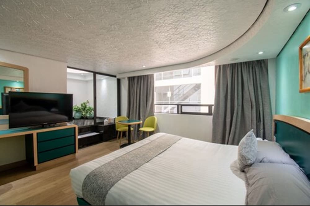 Hotel Botschaft — 10