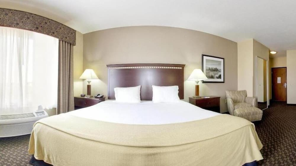 Holiday Inn Express & Suites Miami, ein IHG Hotel — 23