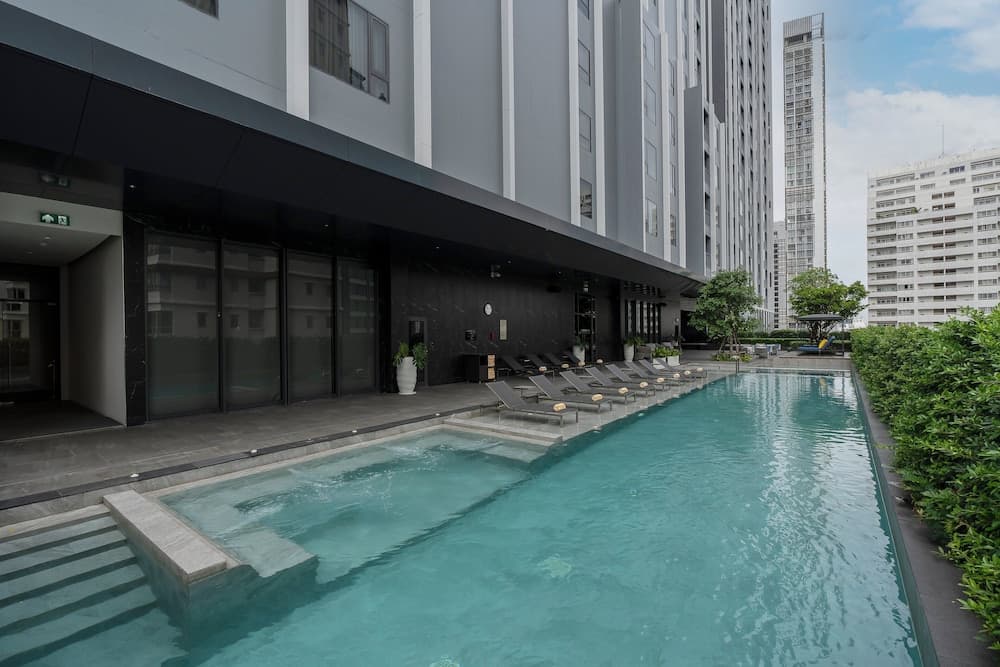 Staybridge Suites Bangkok Sukhumvit, an IHG Hotel — 14
