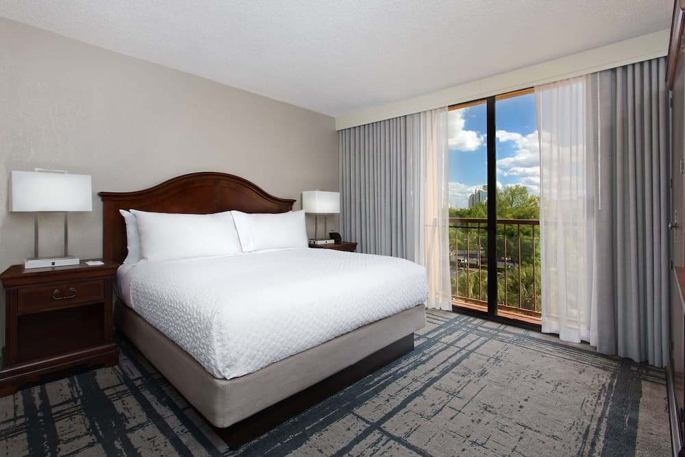 Embassy Suites by Hilton Orlando International Dr Kongresszentrum — 9