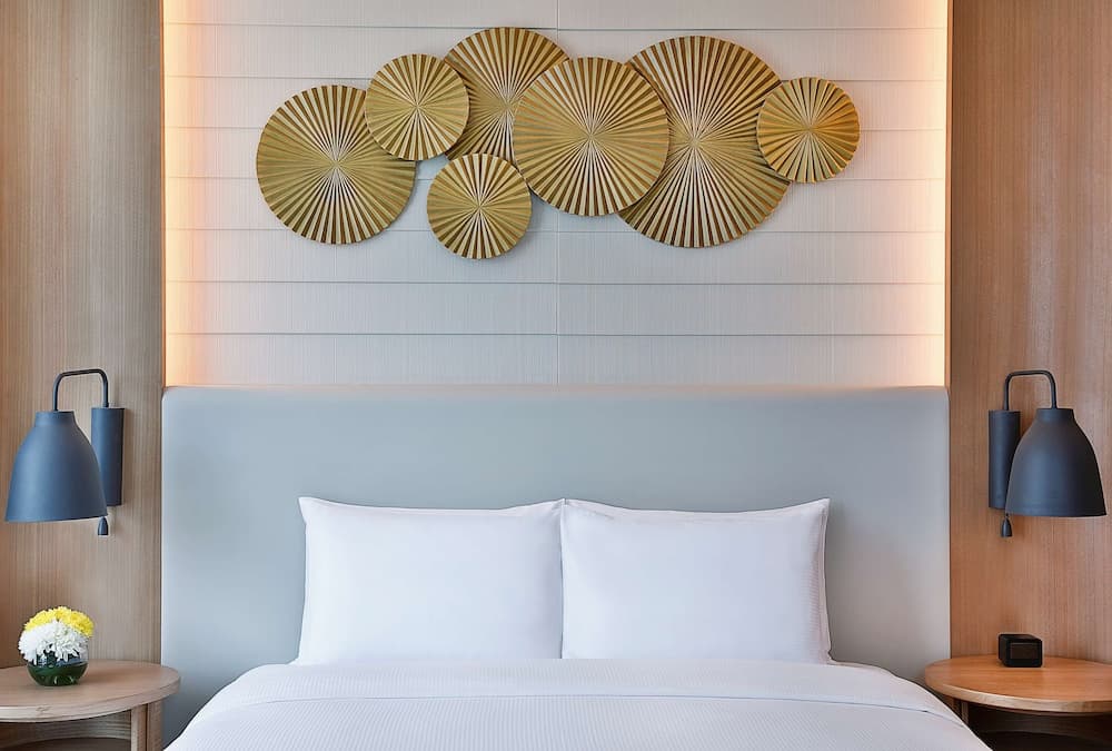 DoubleTree by Hilton Dubai - Business Bay — 10