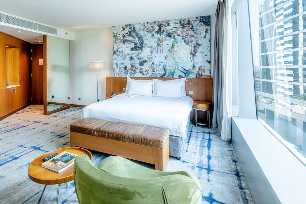 Media One Hotel Dubai — 14