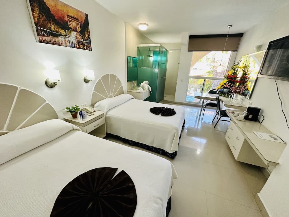 Hotel Plaza Caribe — 13
