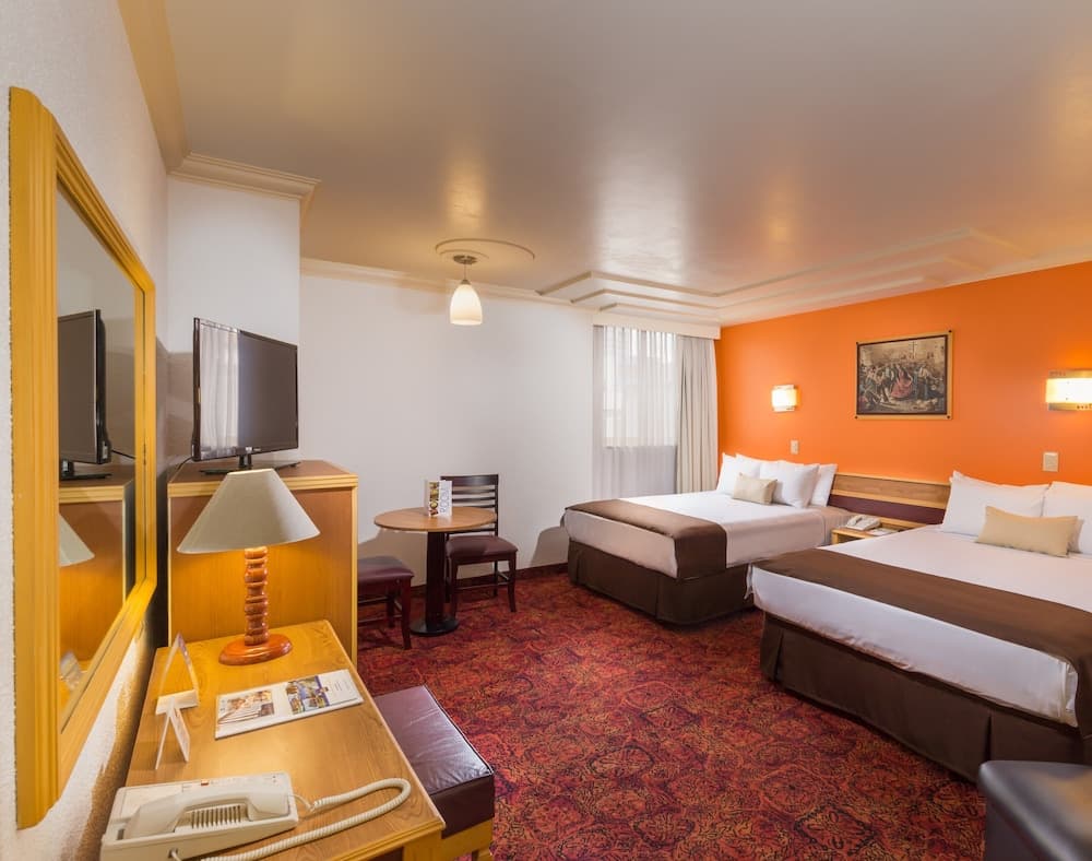 Hotel Estoril — 8