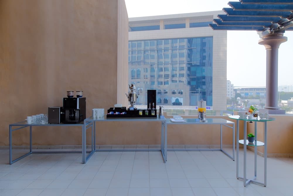 Arjaan by Rotana Dubai Media City — 17