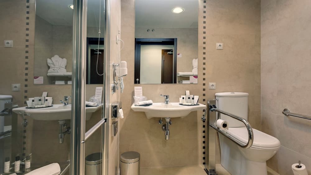 Crowne Plaza Madrid Airport by IHG — 27