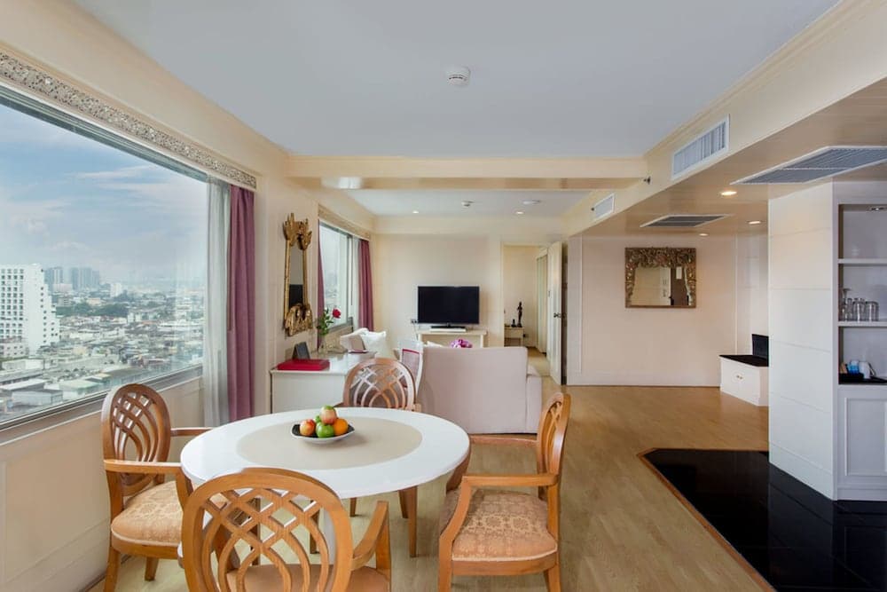 Ramada Plaza by Wyndham Bangkok Menam Fiume — 18