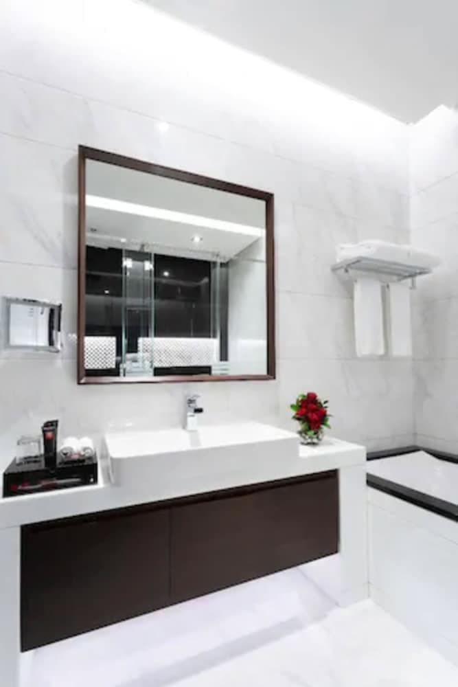Hotel Renaissance Business Bay, Dubai — 26