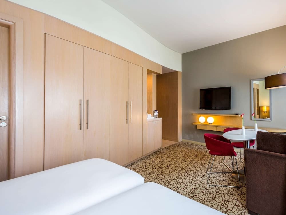 Novotel Suites Mall Avenue Dubai — 25