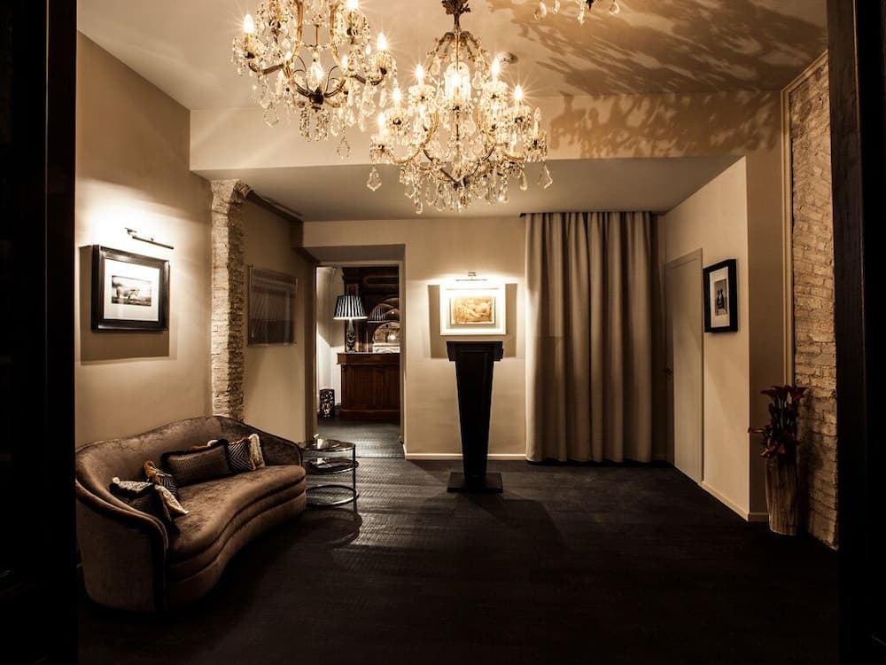 DOM Hotel — 14