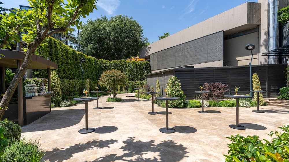 InterContinental Istanbul by IHG — 11