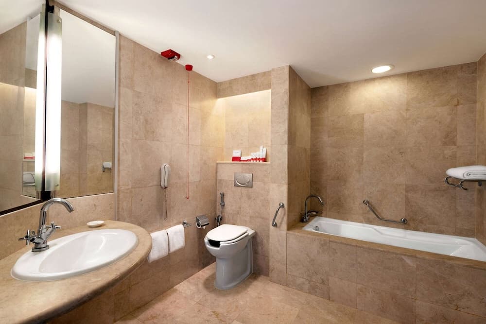 Ramada Plaza by Wyndham Dubai Deira — 5