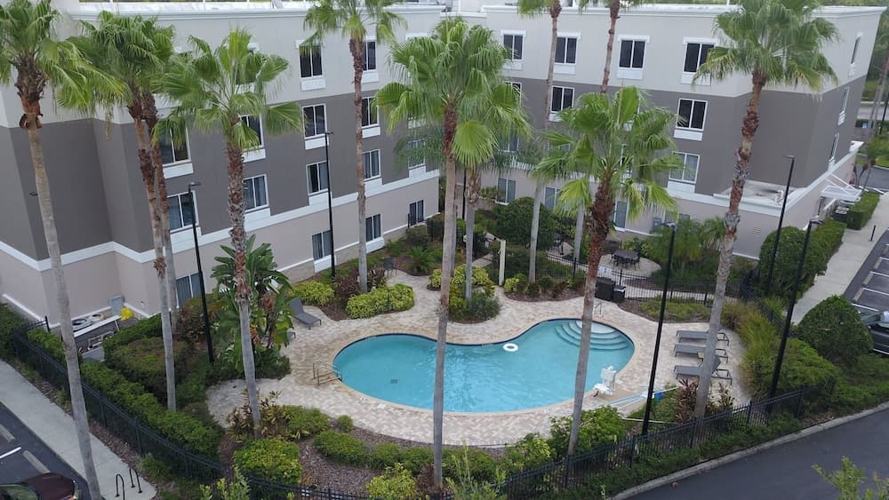 Holiday Inn Express Hotel & Suites New Tampa I-75, un hotel IHG — 9