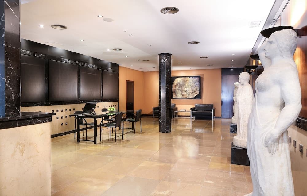 Hotel Derby Barcelona — 8