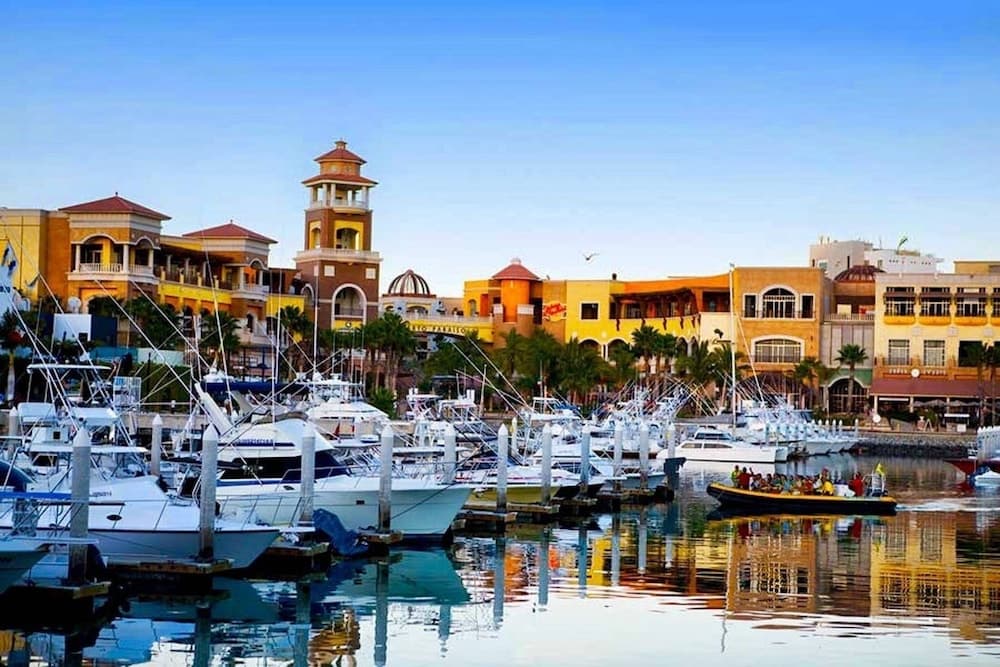 Hermoso Condominio a 300 Metros de la Playa El Médano — 1