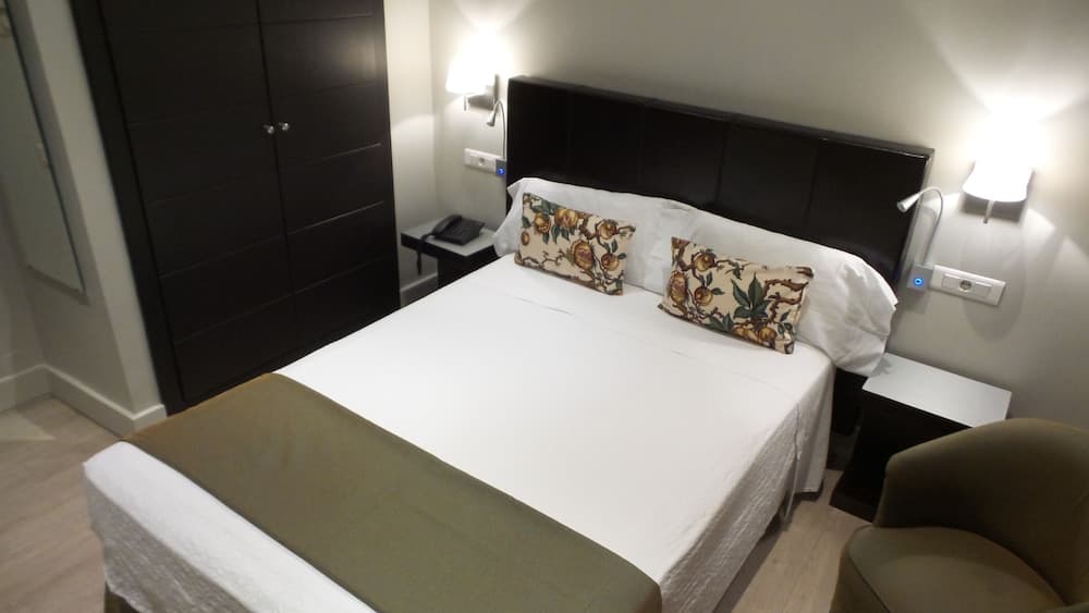 Hotel Moderno — 18