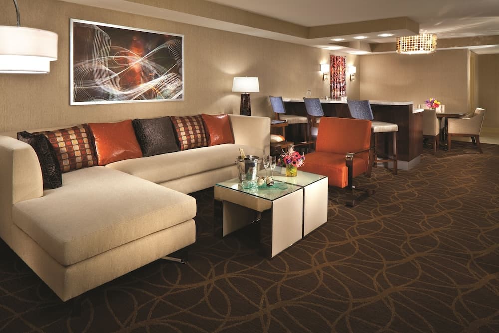 MGM Grand Hotel & Casino — 8