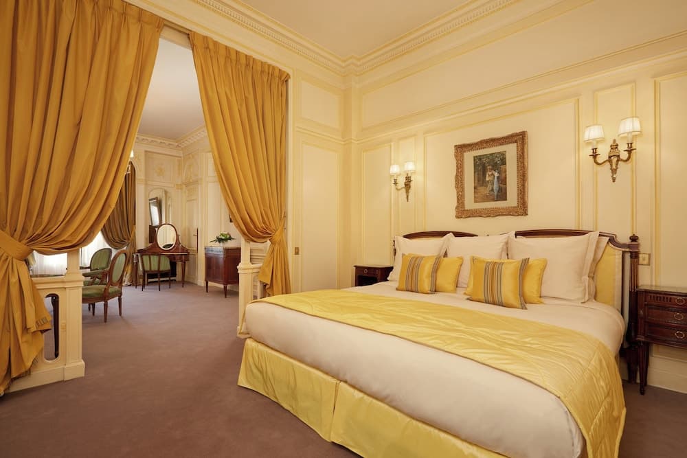 Hotel Raphael — 19