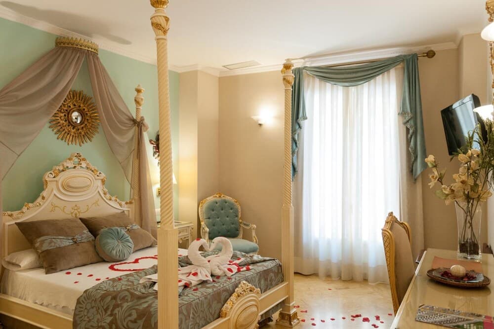 Adriano Hotel Boutique Sevilla — 13