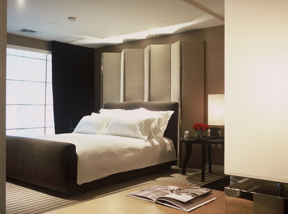 The SKYLOFTS at MGM Grand — 12