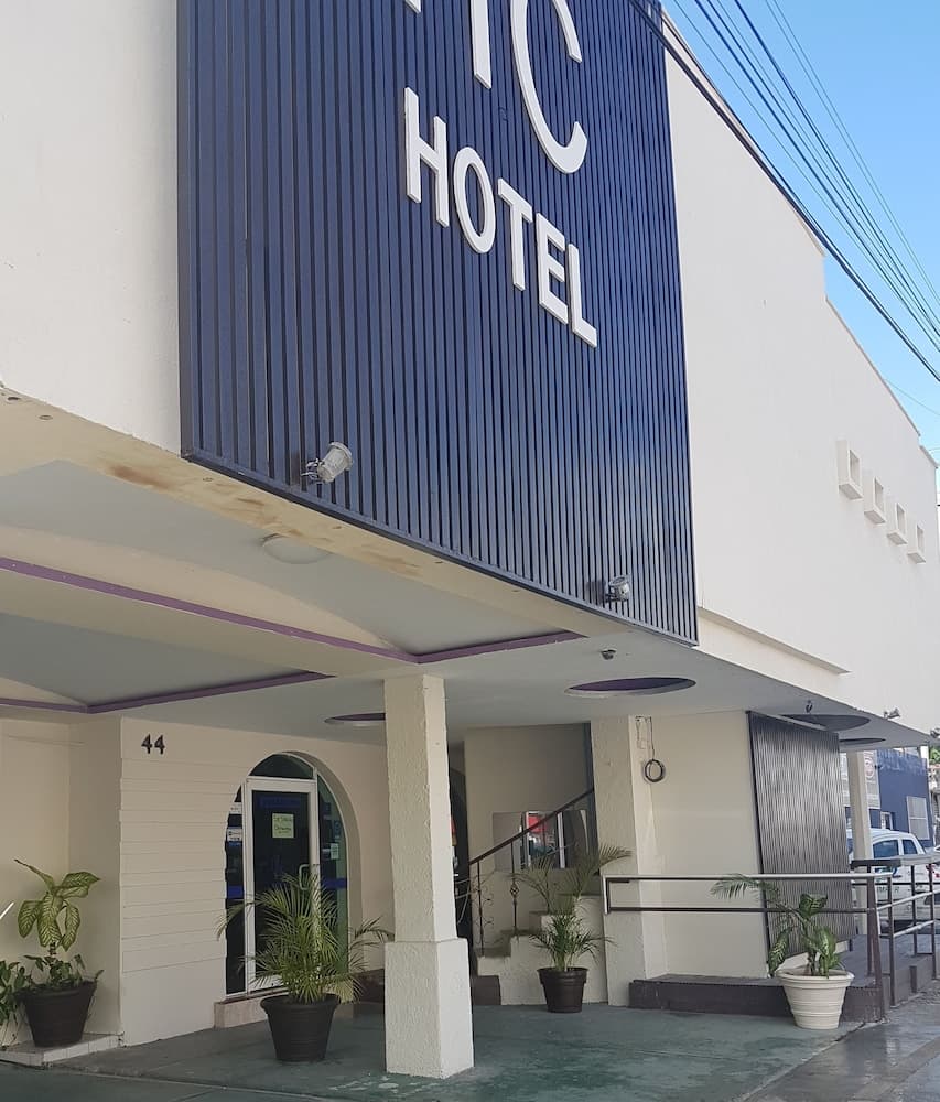 Hotel HC Internacional — 1