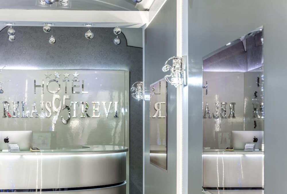 Relais Trevi 95 Hotel Boutique — 19