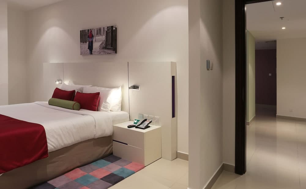 Ramada Hotel e Suite by Wyndham Dubai JBR — 8