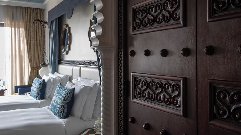 Jumeirah Al Qasr Dubai — 16