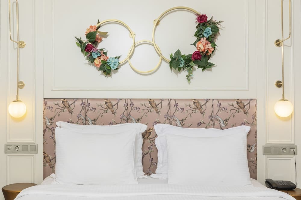 Ayramin Deluxe Hotel — 2