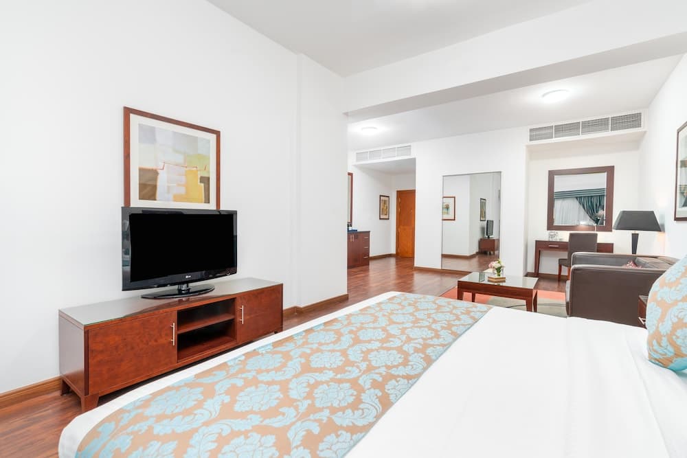 Hotel y Residencias Golden Sands — 9
