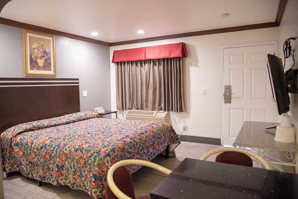 Starlight Inn La Brea — 19