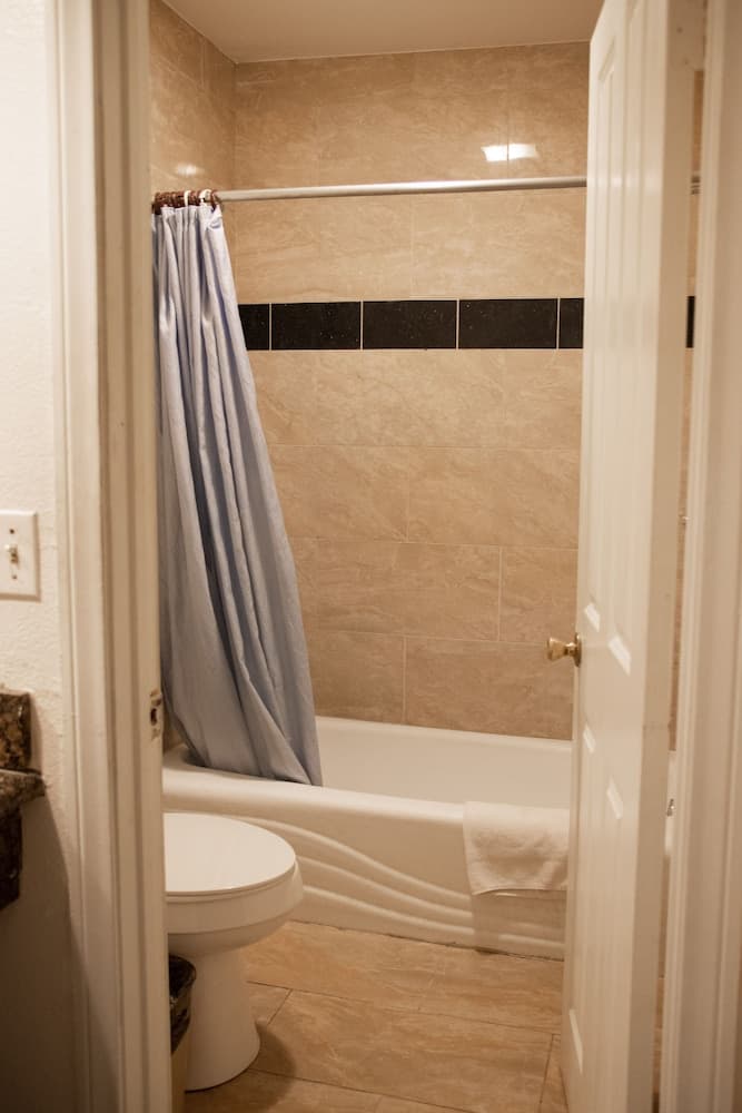 Starlight Inn La Brea — 22