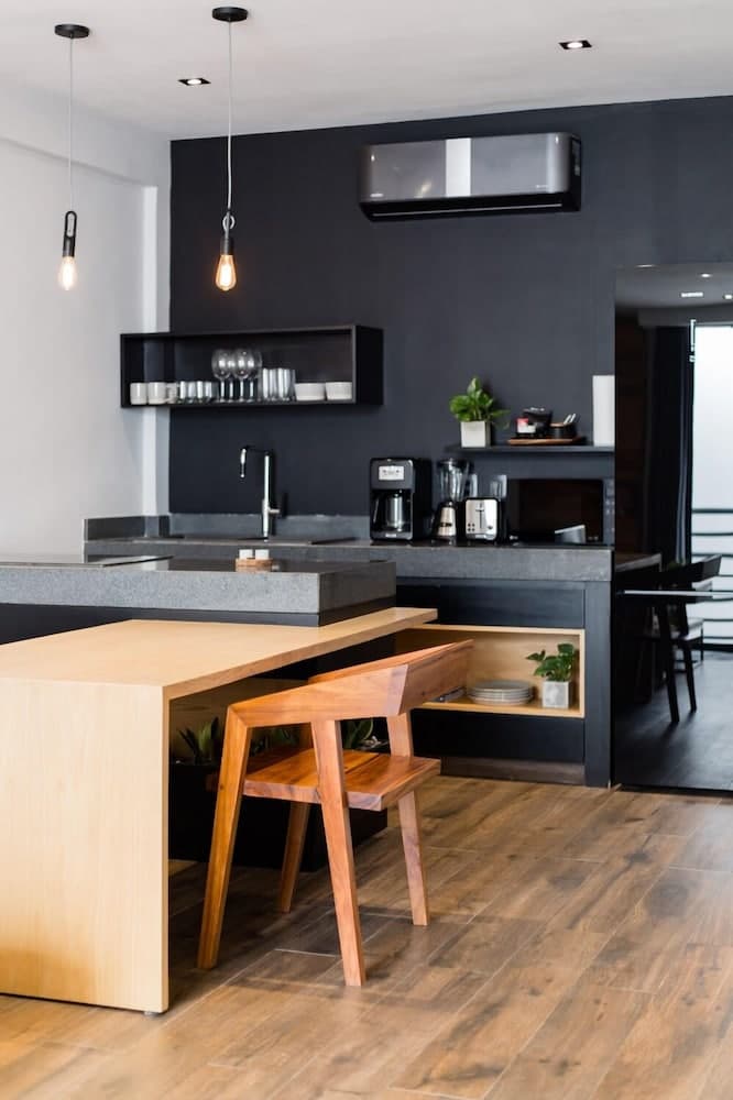 Leaf Boutique Condos — 17