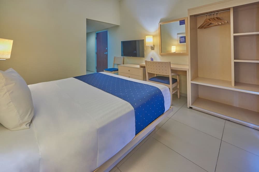 City Express by Marriott Playa Del Carmen — 18