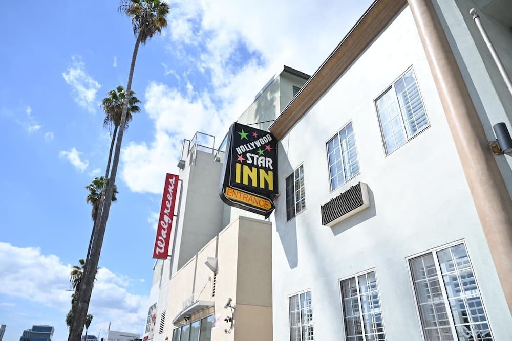 Hollywood Stars Inn - In Los Angeles (Hollywood) — 19