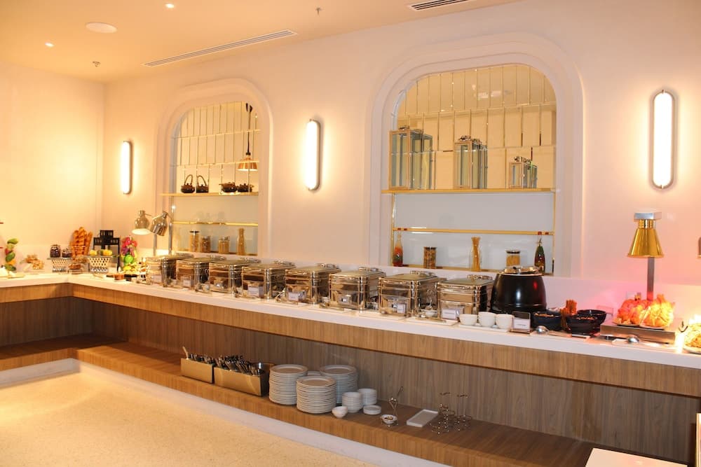Regency Luxury Suites — 18