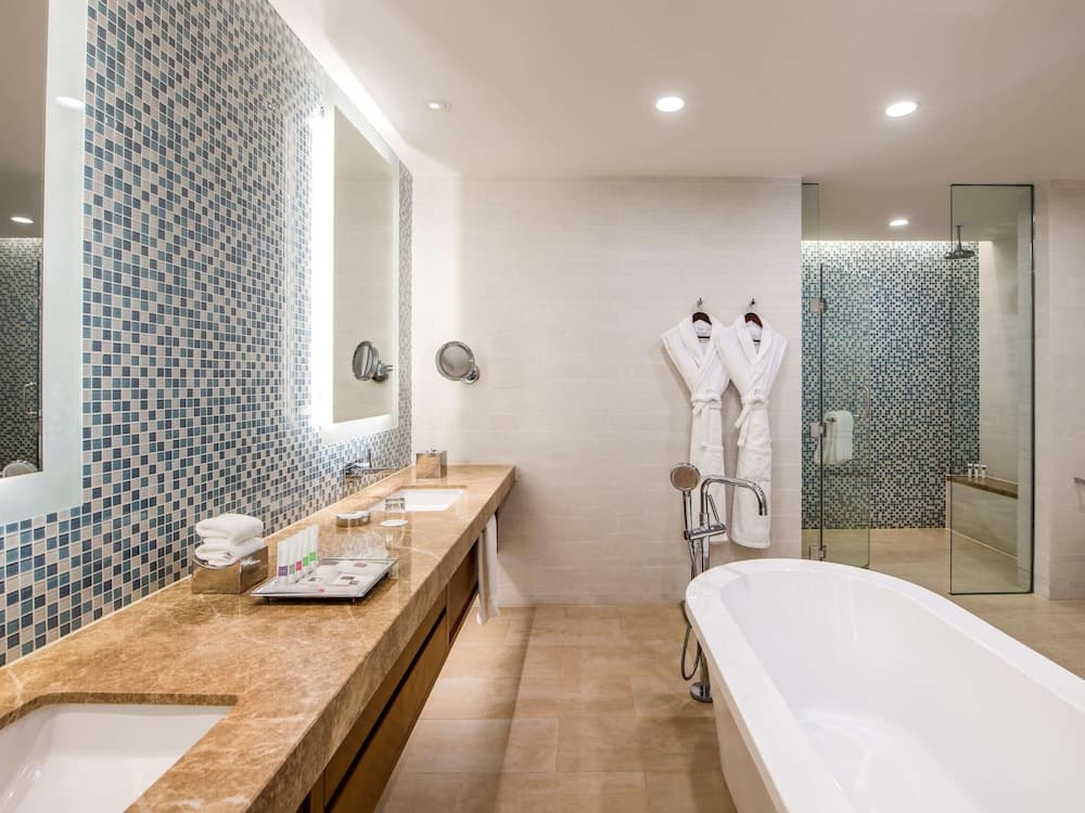 Swissôtel Living Al Ghurair — 8