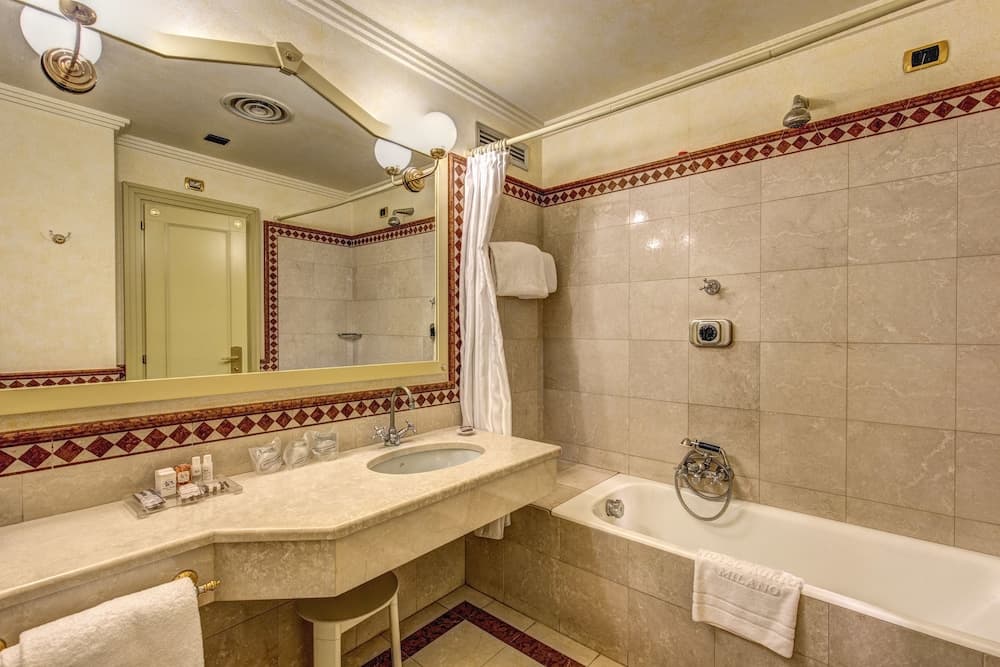 Auriga Hotel — 21