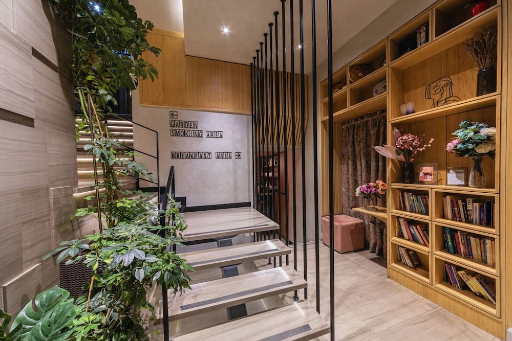 Ayramin Deluxe Hotel — 5