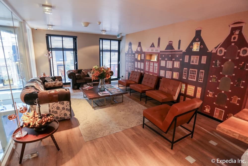 Hotel Cornelisz — 11