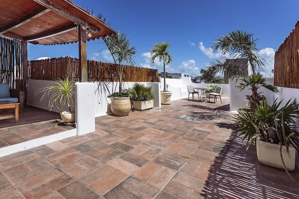 Fabiola Condo Hotel — 12
